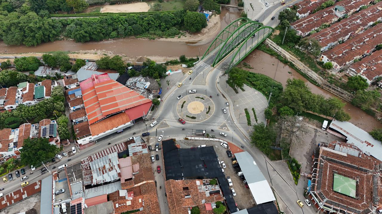 Imagen de GIRÓN SUSPENDE TEMPORALMENTE EL PICO Y PLACA DURANTE SEMANA SANTA