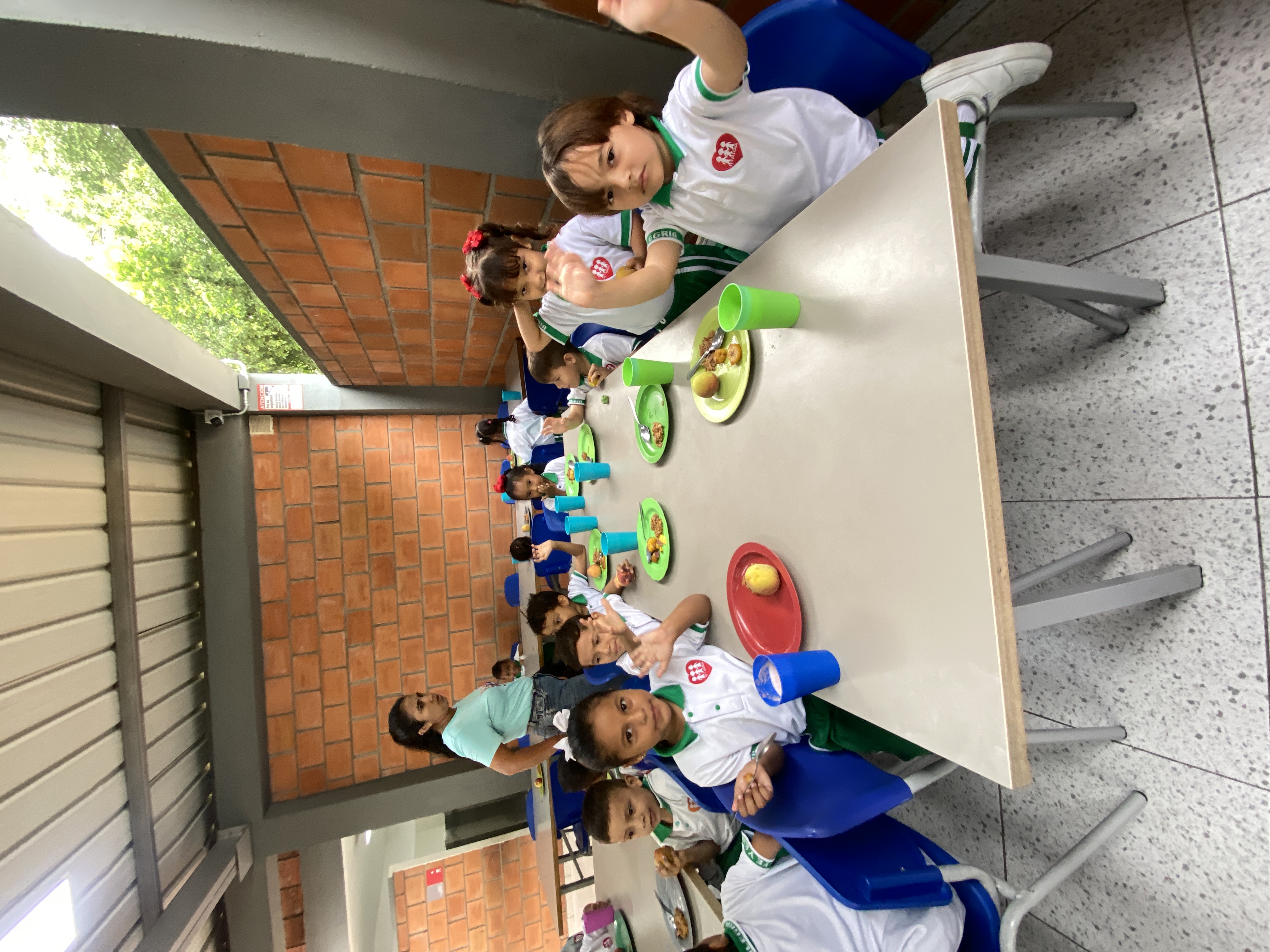 Imagen de PAE EN GIRÓN PROMUEVE CONCIENCIA ALIMENTARIA EN LOS ESTUDIANTES